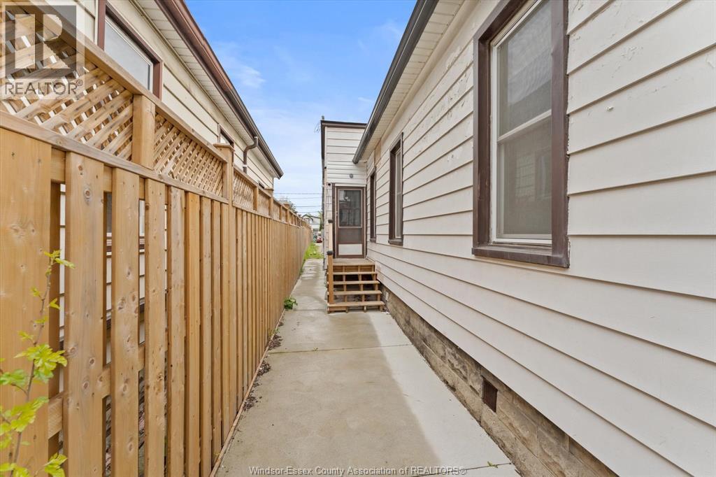 414 PARENT AVENUE - 24
