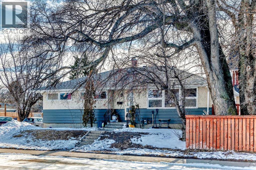 4939 45 Street, Innisfail