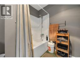 Entrance - 412 Wood Dale Dr, Mayne Island, BC V0N2J2 Photo 19