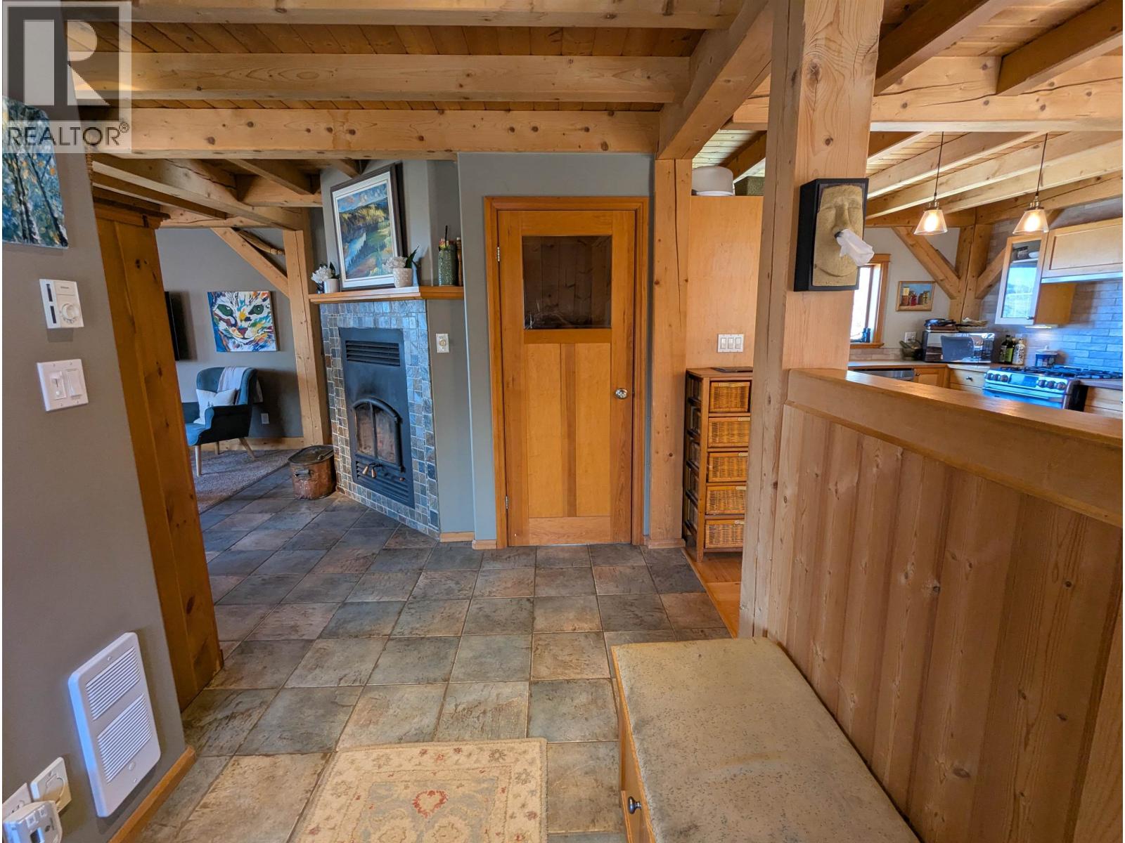 8839 BLUFF Road, Telkwa