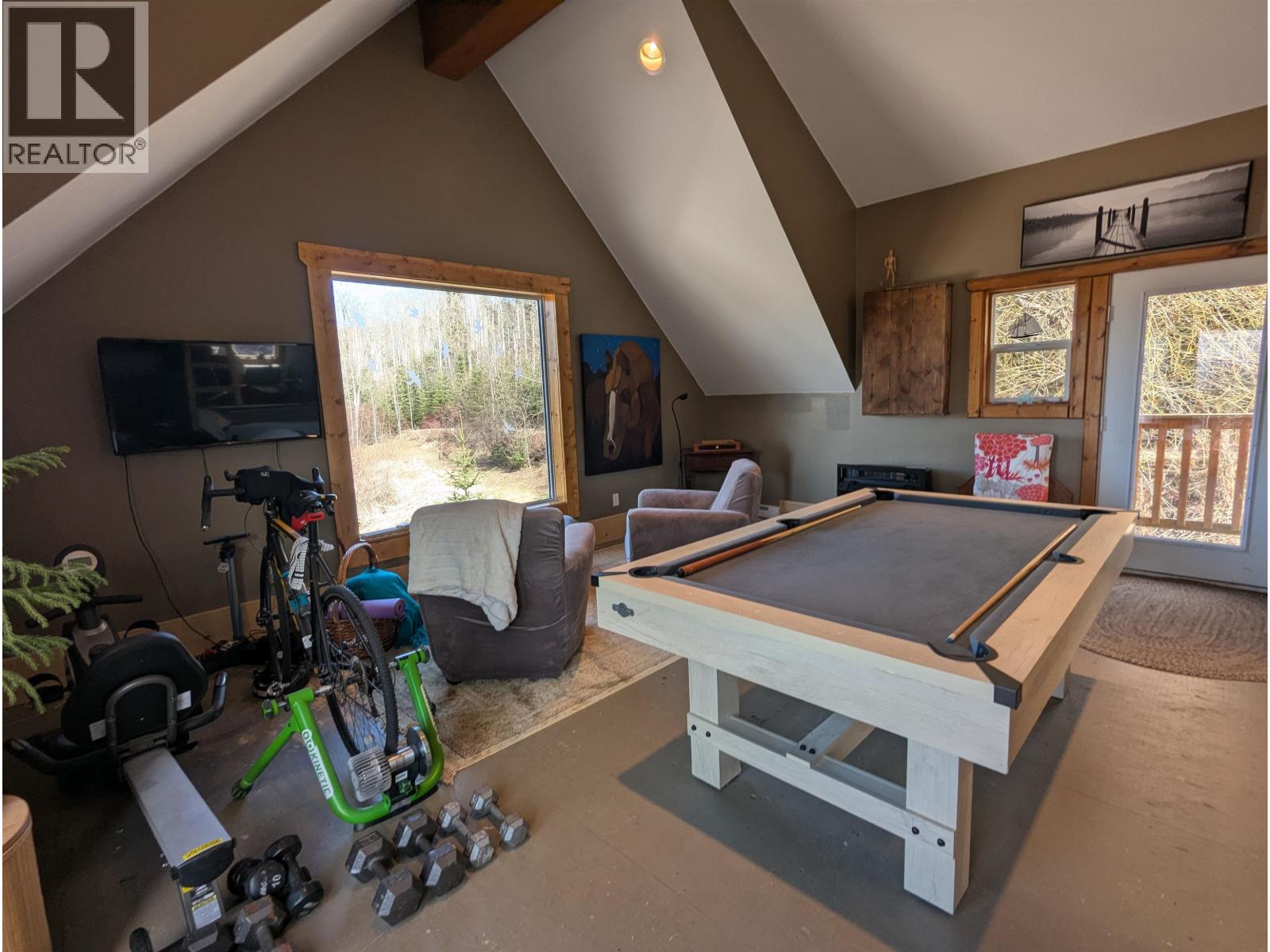 8839 BLUFF Road, Telkwa