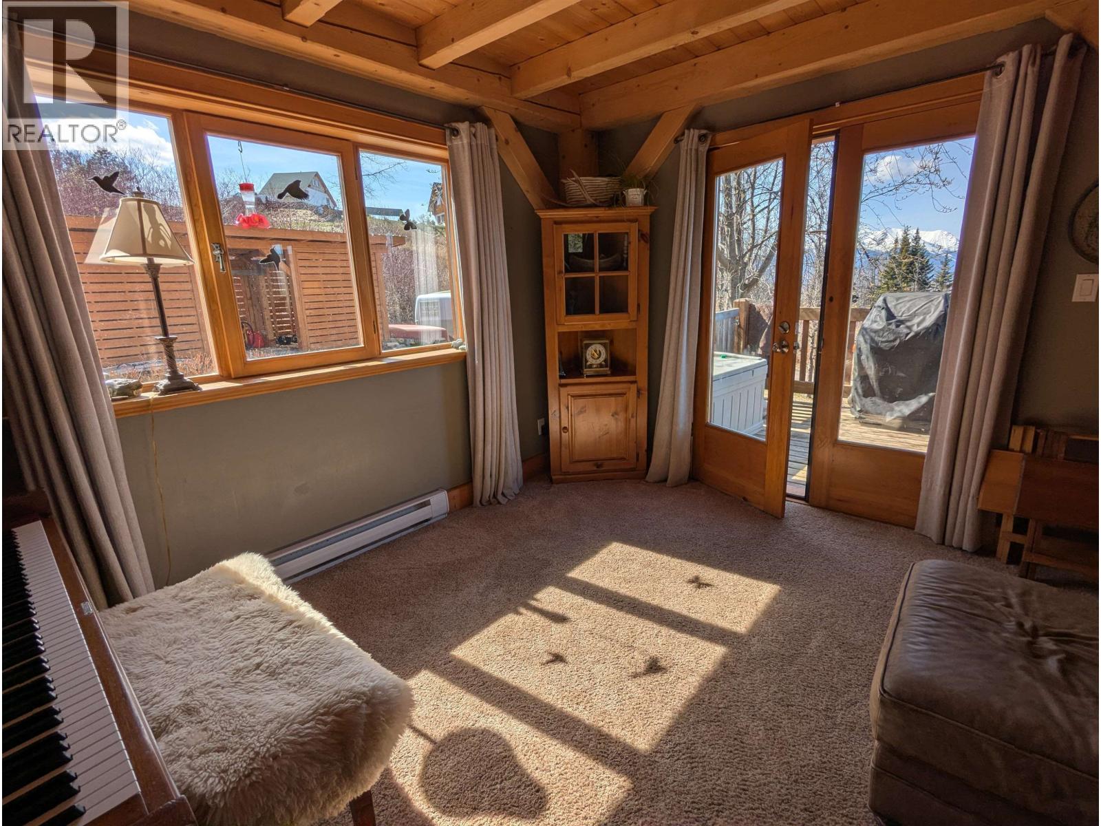 8839 BLUFF Road, Telkwa