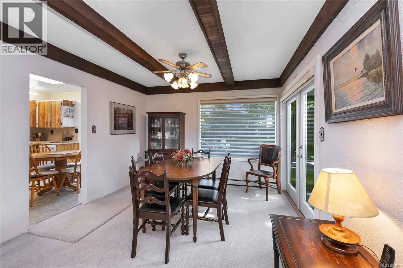  989 Abbey Road, Saanich