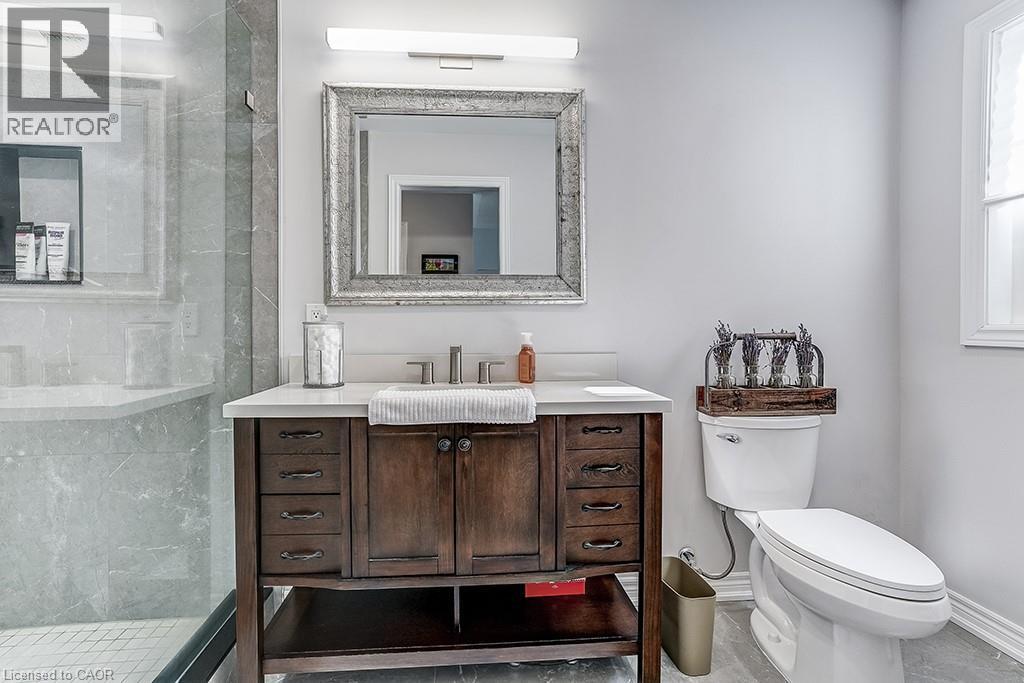 32 CRESTBANK Court, Vaughan, Ontario, L6A0B2 — Photo 36