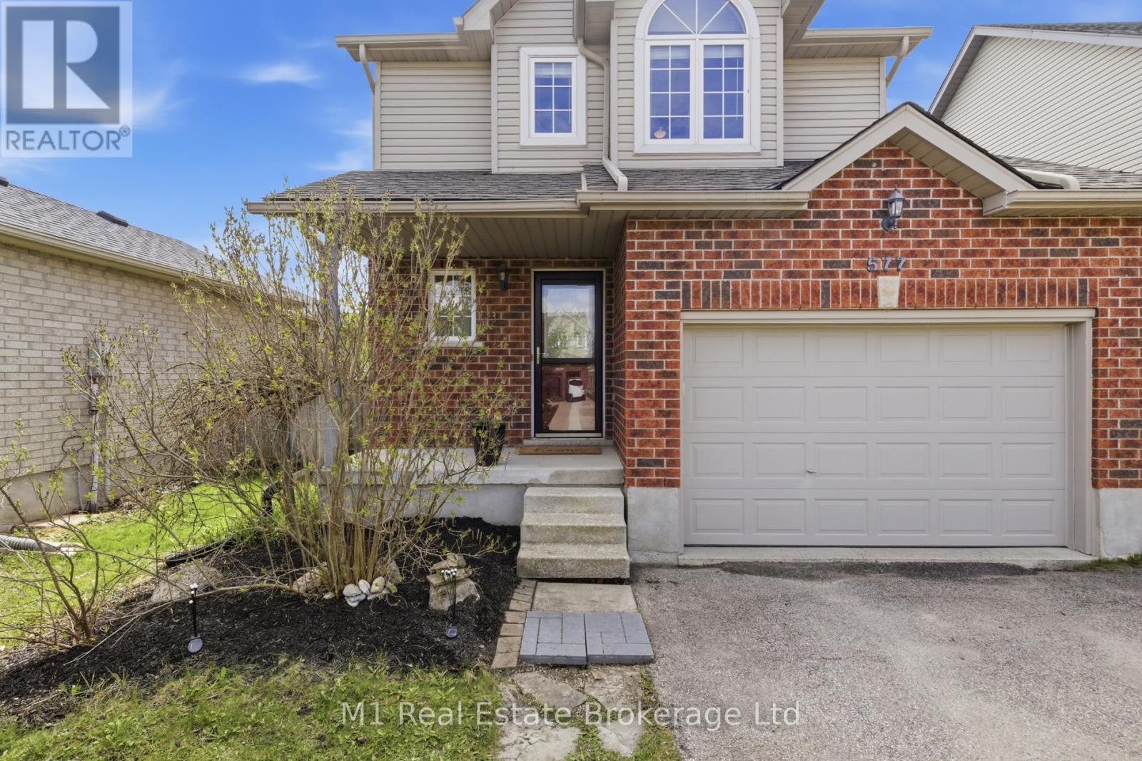 577 MCTAVISH STREET - Image 3