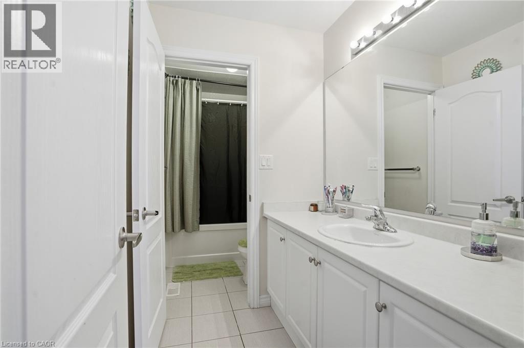 125 TUMBLEWOOD Place, Welland, Ontario, L3B0J3 — Photo 22