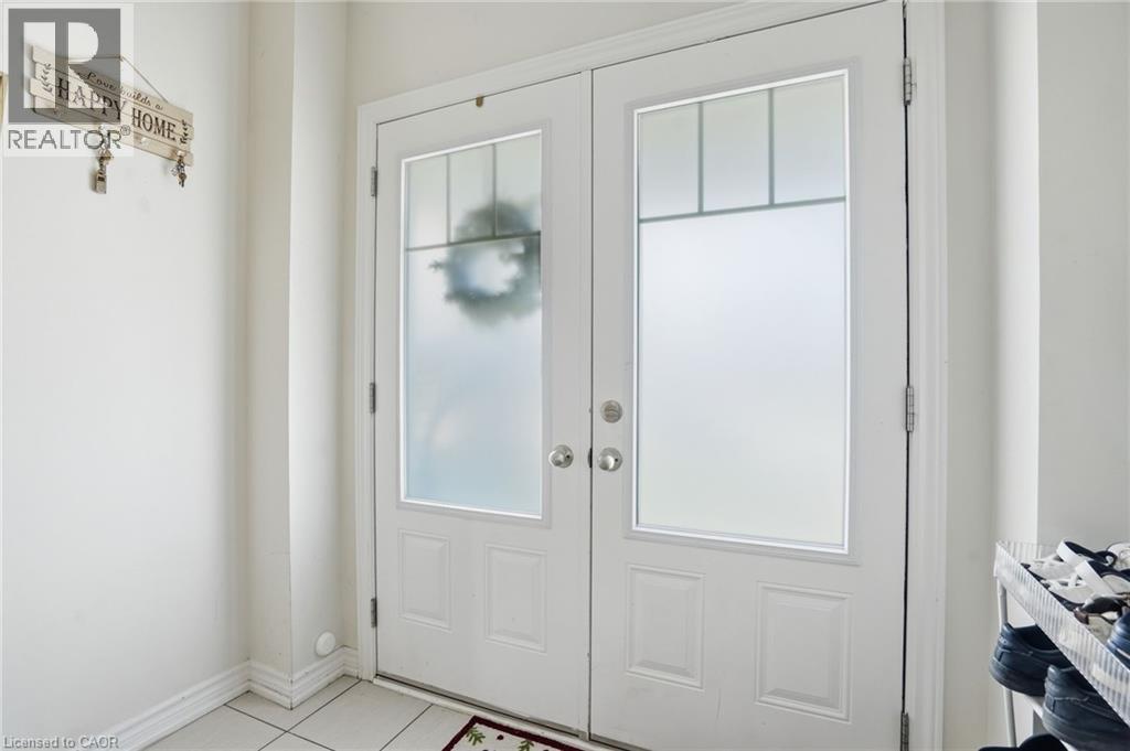 125 TUMBLEWOOD Place - 4