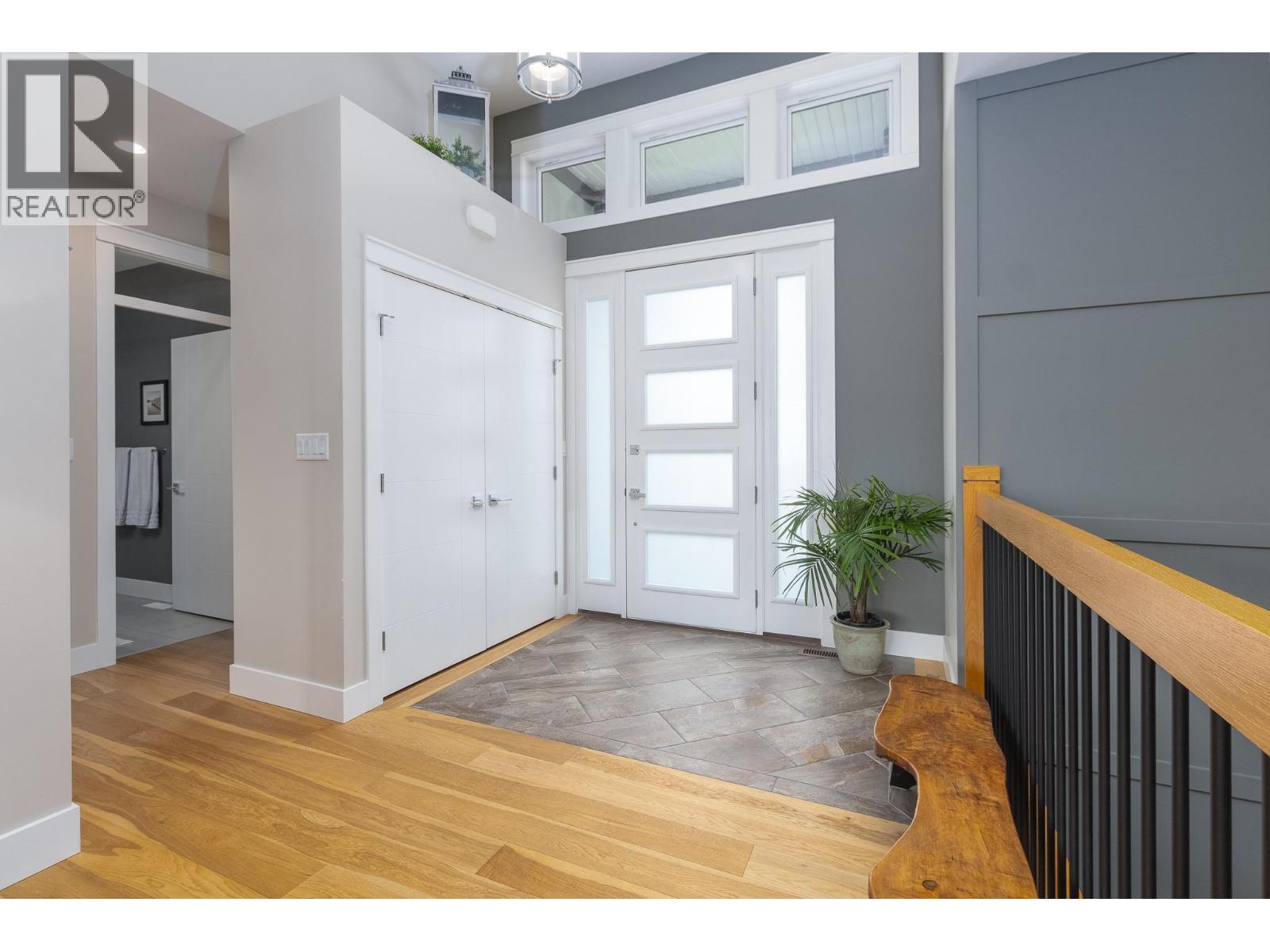  461 21 Street Southeast, Salmon Arm