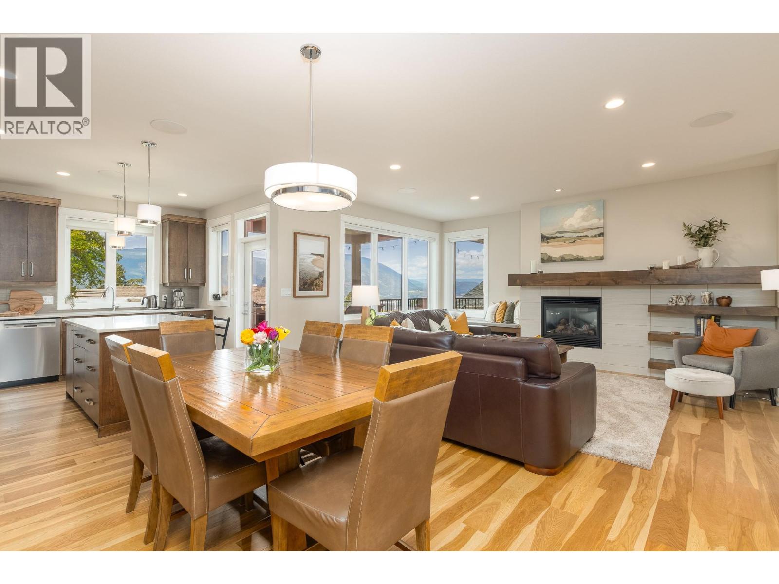  461 21 Street Southeast, Salmon Arm