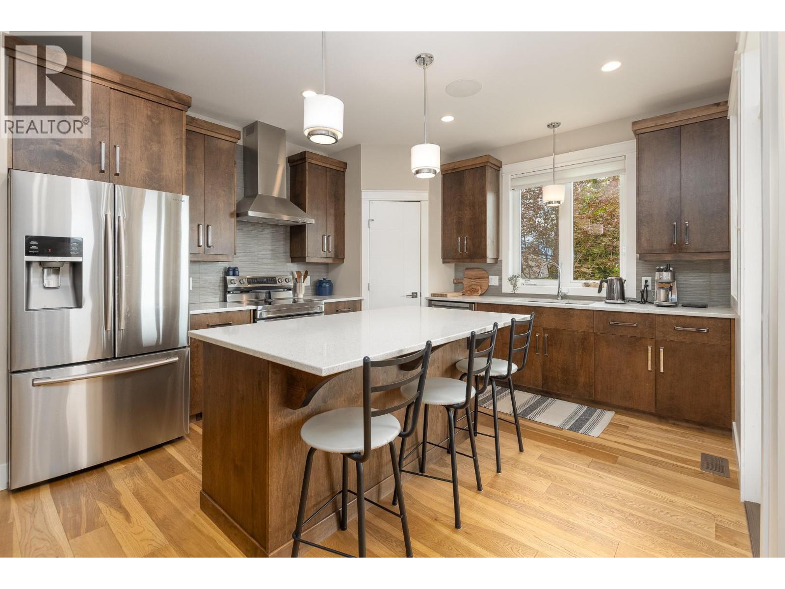  461 21 Street Southeast, Salmon Arm