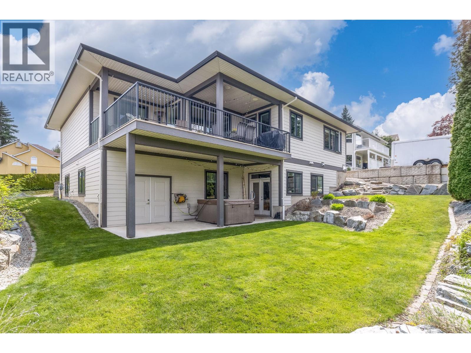  461 21 Street Southeast, Salmon Arm