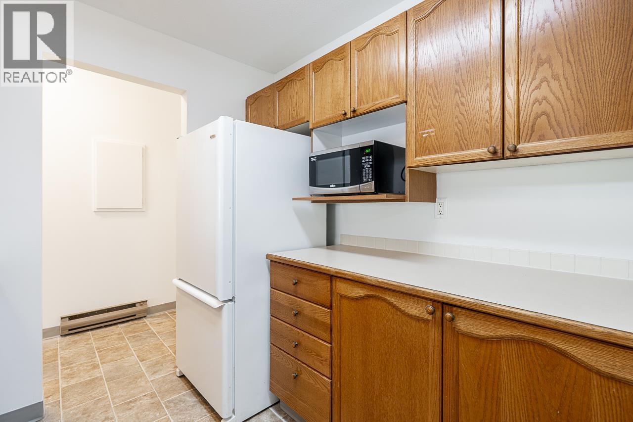#208-4989 47 Avenue, Ladner