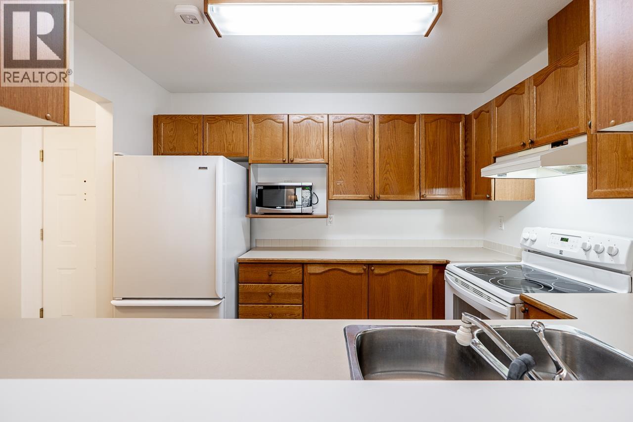 #208-4989 47 Avenue, Ladner