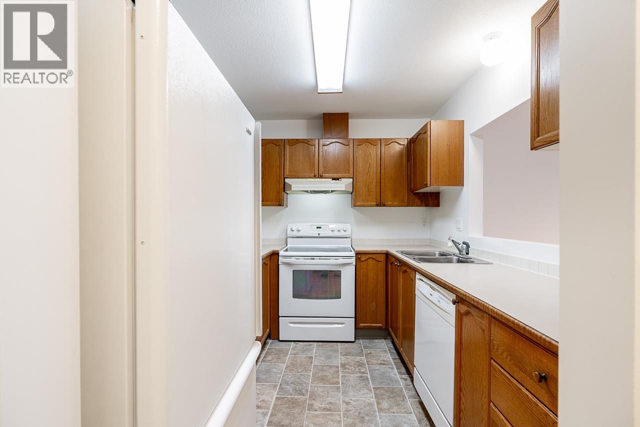 #208-4989 47 Avenue, Ladner