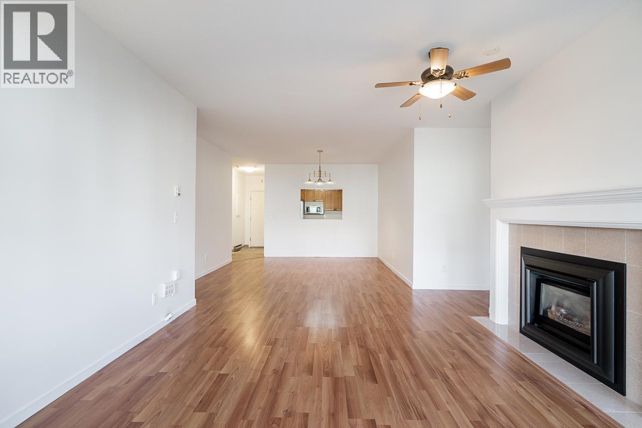 #208-4989 47 Avenue, Ladner