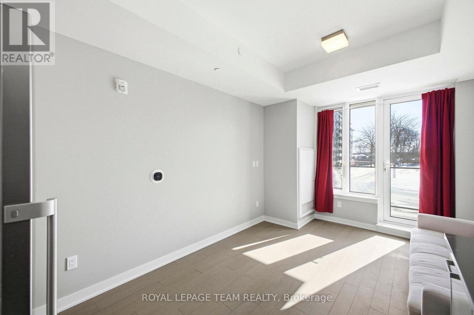 1 Bath Apartment for Rent in Ottawa – 209 – 360 DESCHATELETS AVENUE E, Ottawa – MLS# X13079424 - Image 9