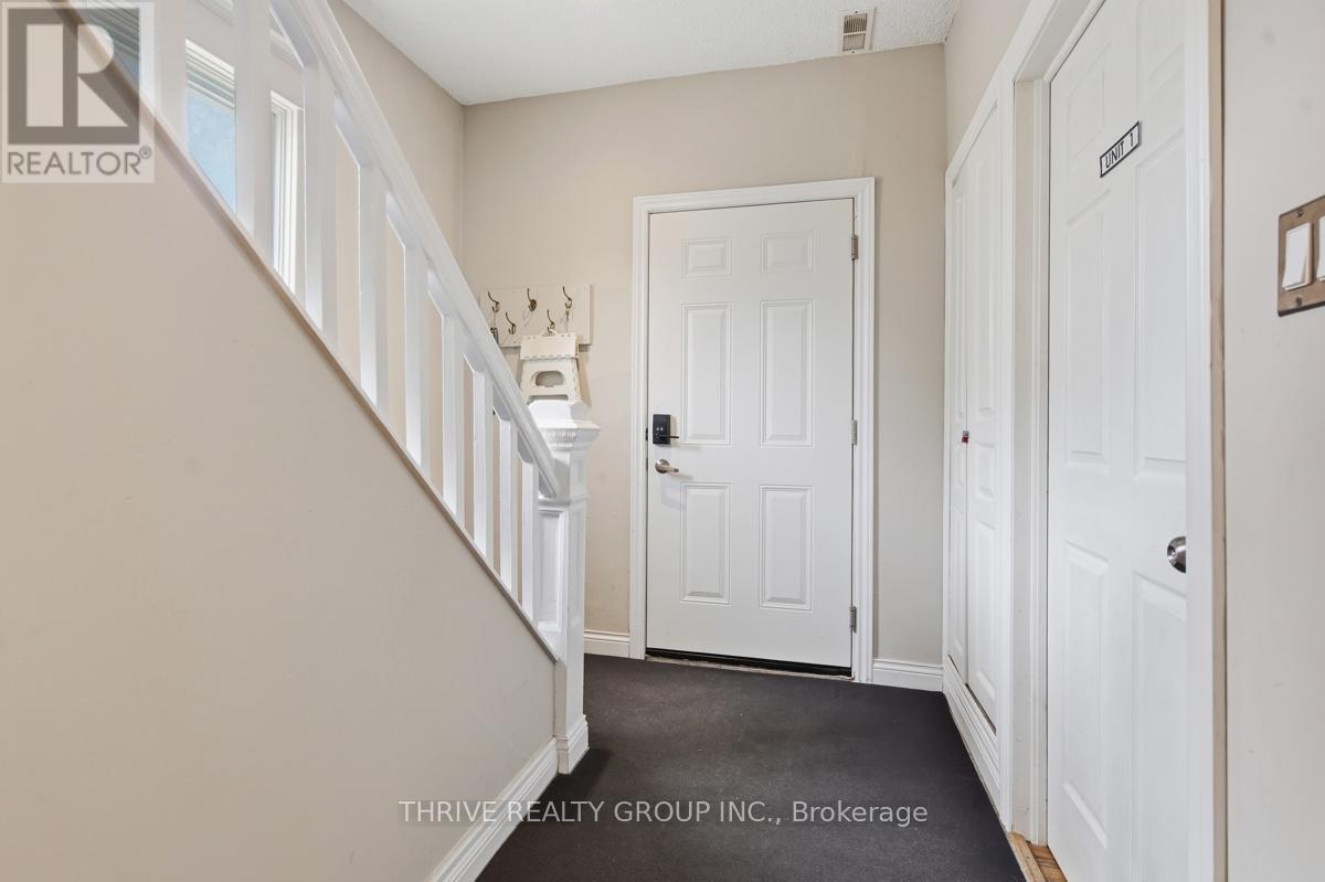 2 MOIR STREET - 8