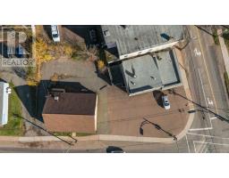 202&216 University Avenue, Charlottetown, PE C1A4L5 Photo 12