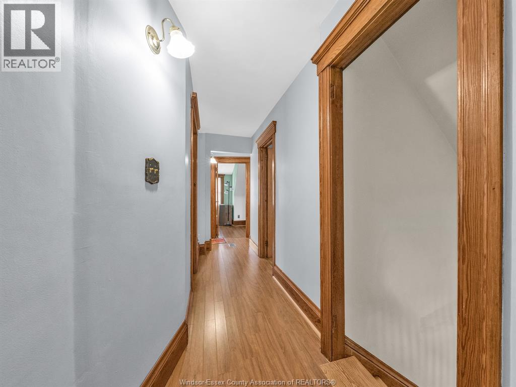 553 OAK AVENUE, Windsor, Ontario, N9A5E7 — Photo 24