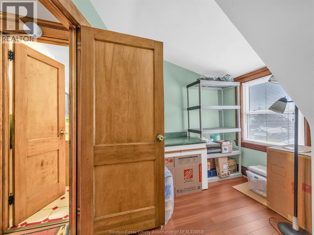 553 OAK AVENUE, Windsor, Ontario, N9A5E7 — Photo 29