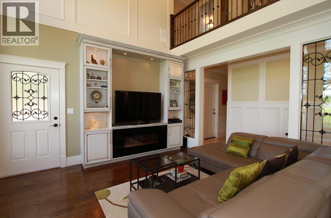 5 Bed, 6 Bath House for Sale in Richmond – 10300 SPRINGMONT DRIVE, Richmond - Image 35