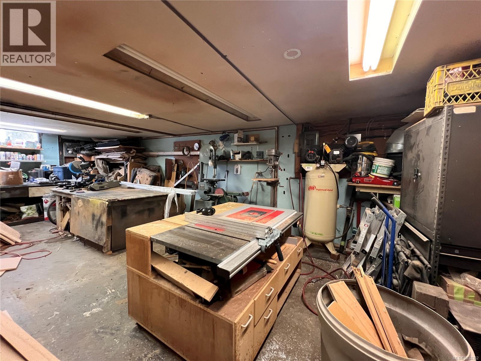 Wood Shop