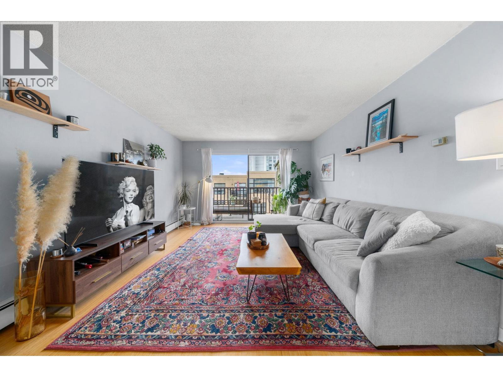 312 131 W 4TH STREET — photo 3