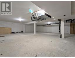 Ll1 - 2920 Dufferin Street, Toronto, ON M6B3S8 Photo 16
