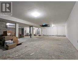 Ll2 - 2920 Dufferin Street, Toronto, ON M6B3S8 Photo 16