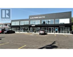 Ll2 - 2920 Dufferin Street, Toronto, ON M6B3S8 Photo 7