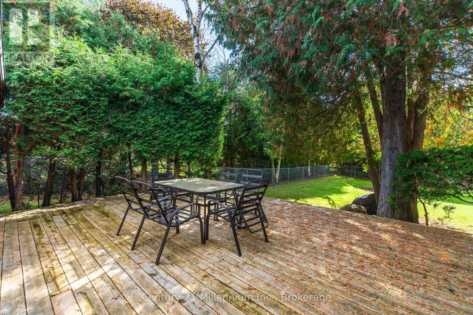 104 GLENWOOD PLACE - 25