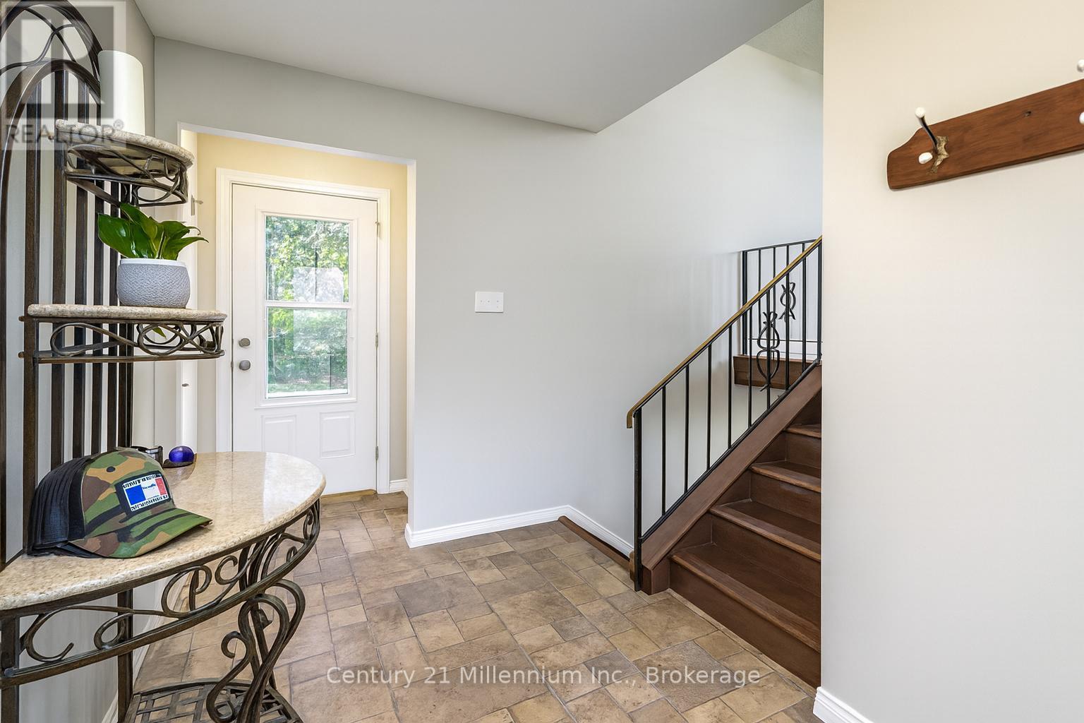 104 GLENWOOD PLACE - 8
