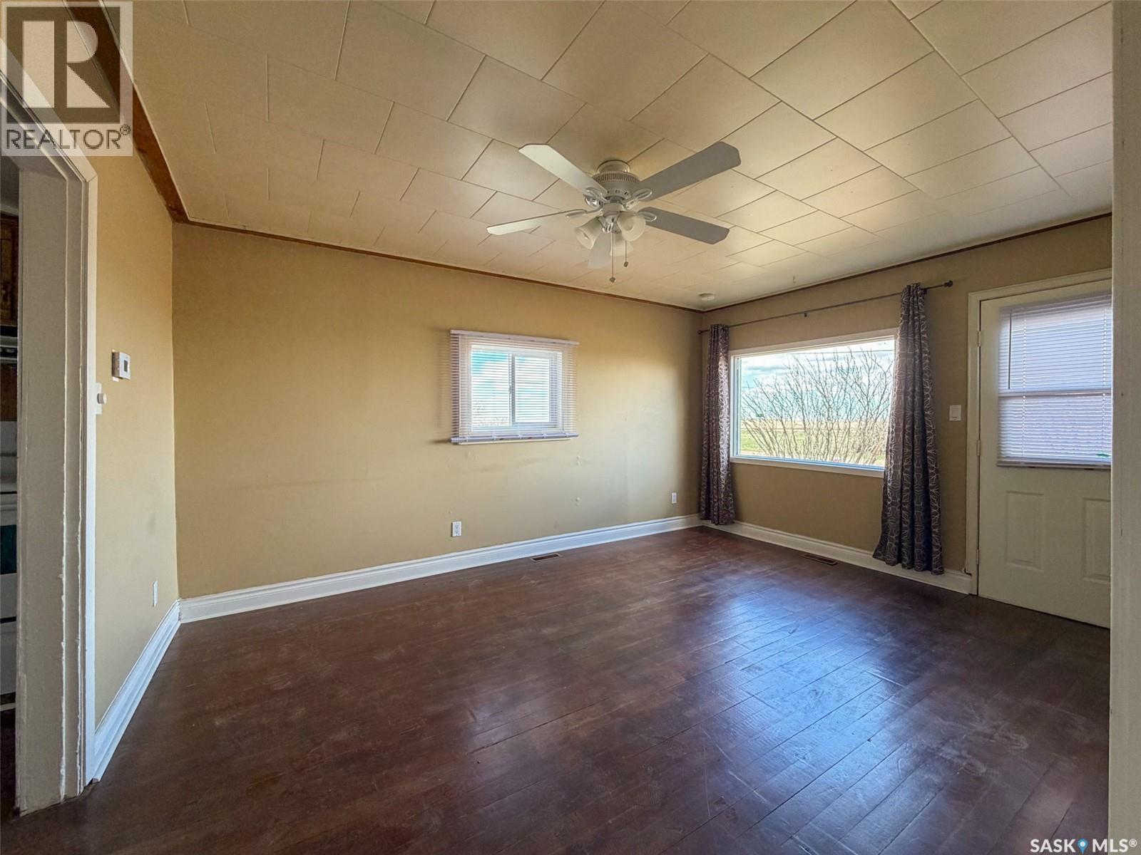 225 1st AVENUE W - 10
