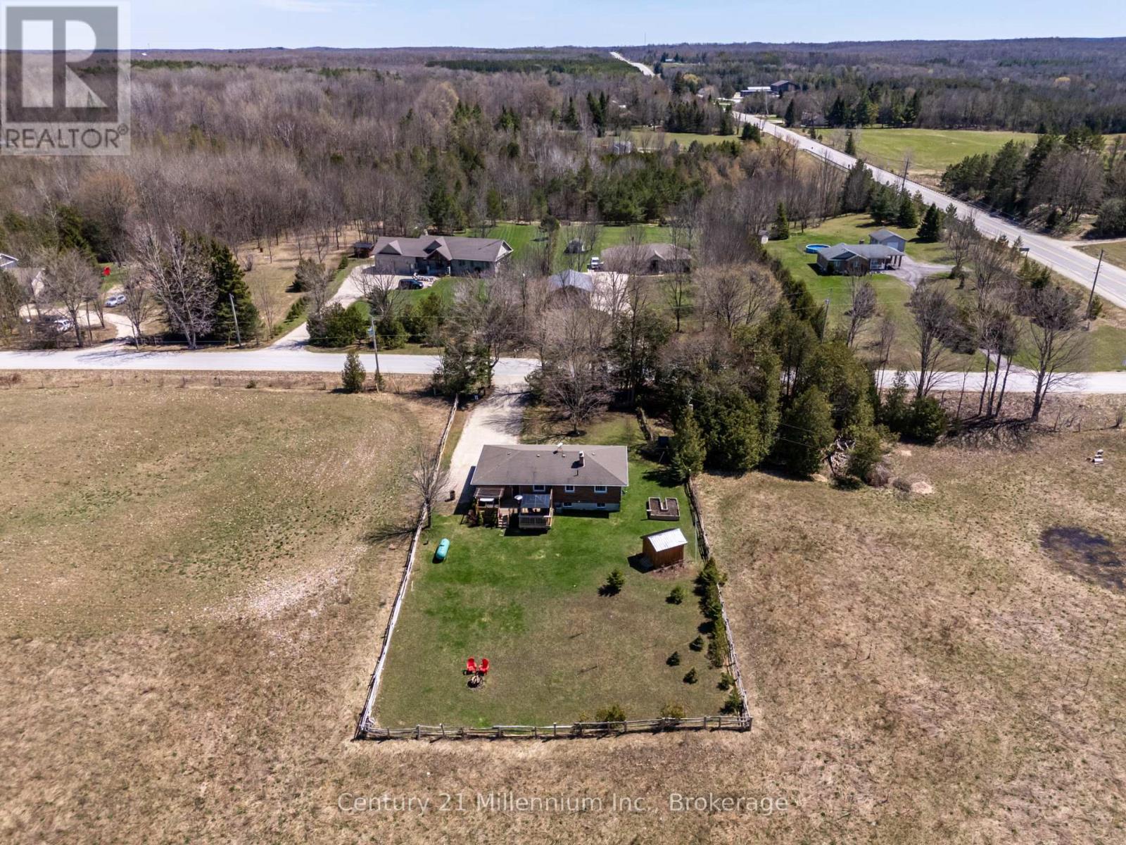HOLLAND CENTRE - 740187 10 SIDE ROAD - Image 3