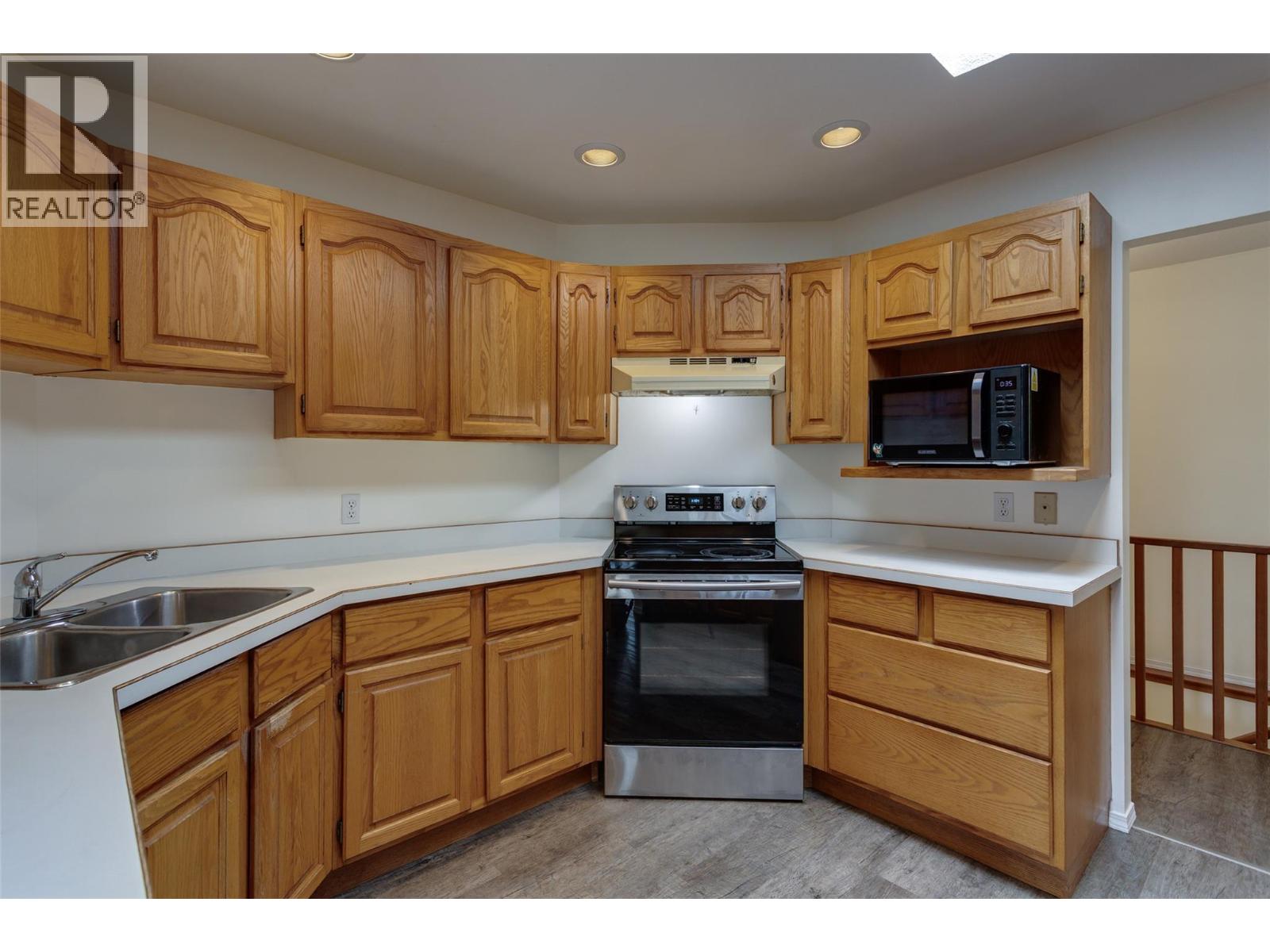 11075 Eva Road - 16