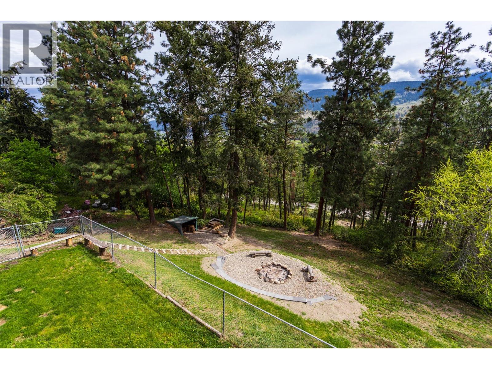 11075 Eva Road, Lake Country