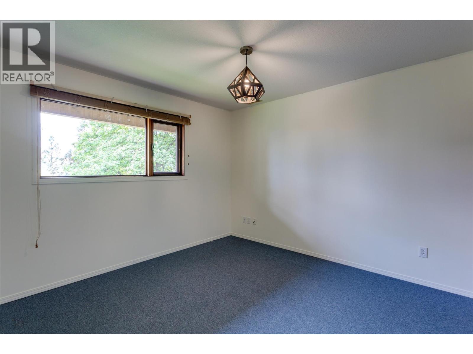 11075 Eva Road, Lake Country