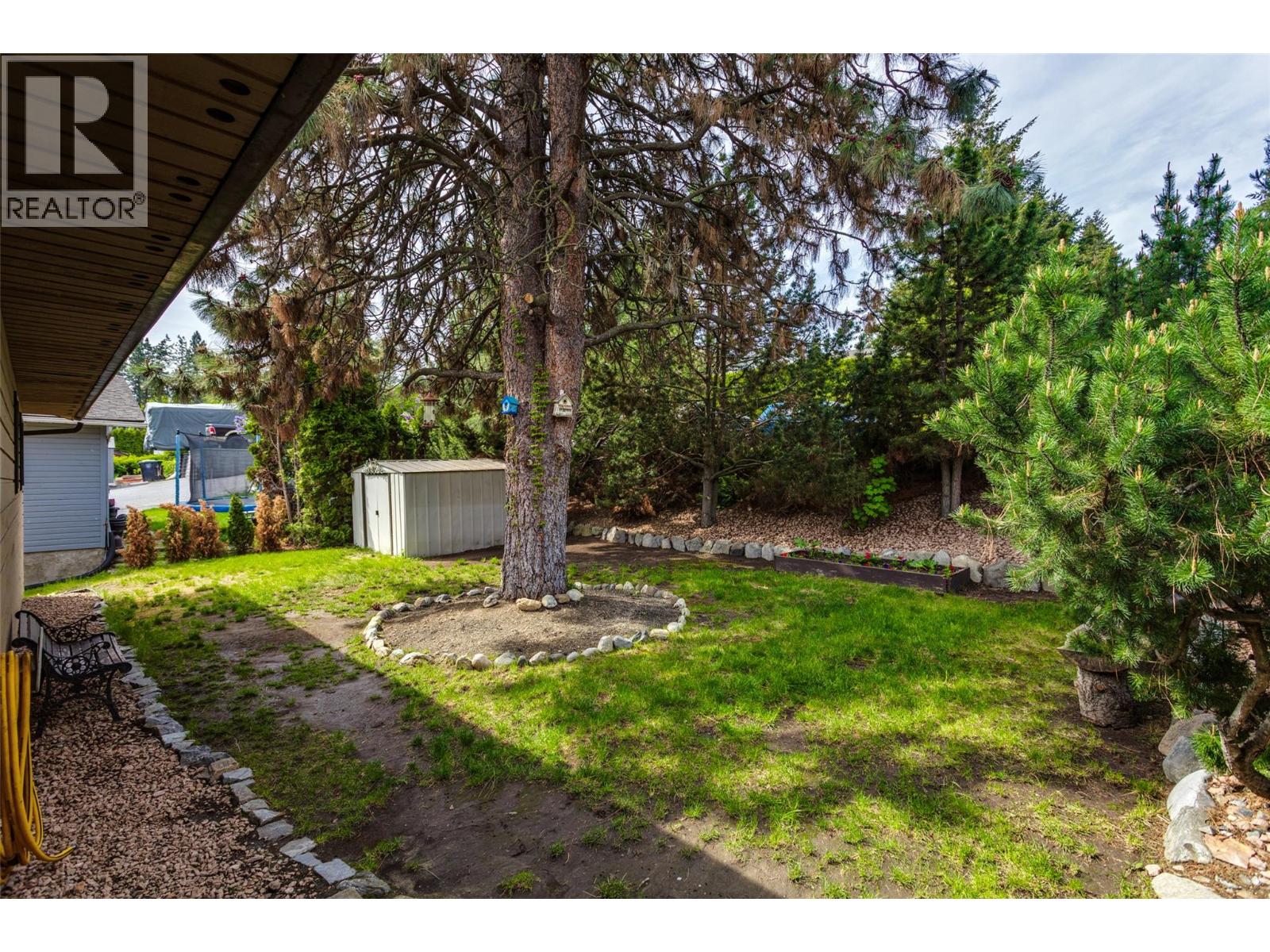 11075 Eva Road, Lake Country