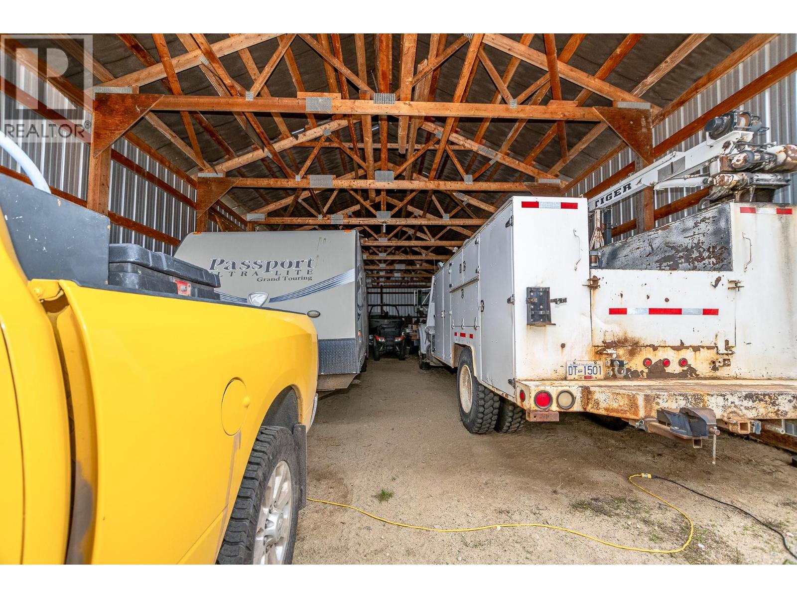 1 Avenue Northwest, Salmon Arm