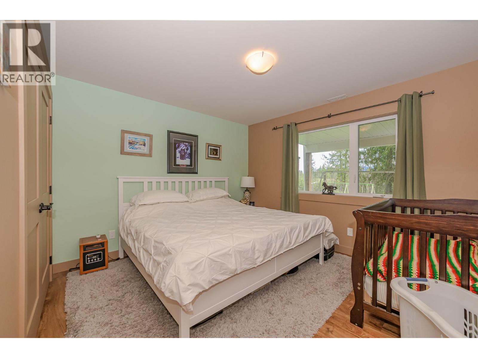  1 Avenue Northwest, Salmon Arm