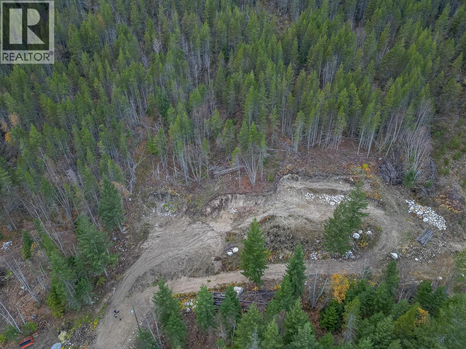  1 Avenue Northwest, Salmon Arm