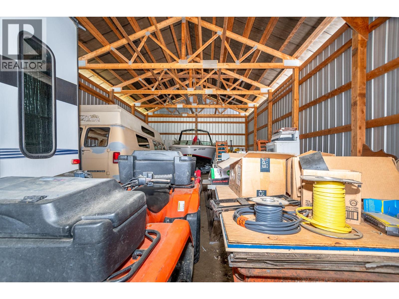  1 Avenue Northwest, Salmon Arm
