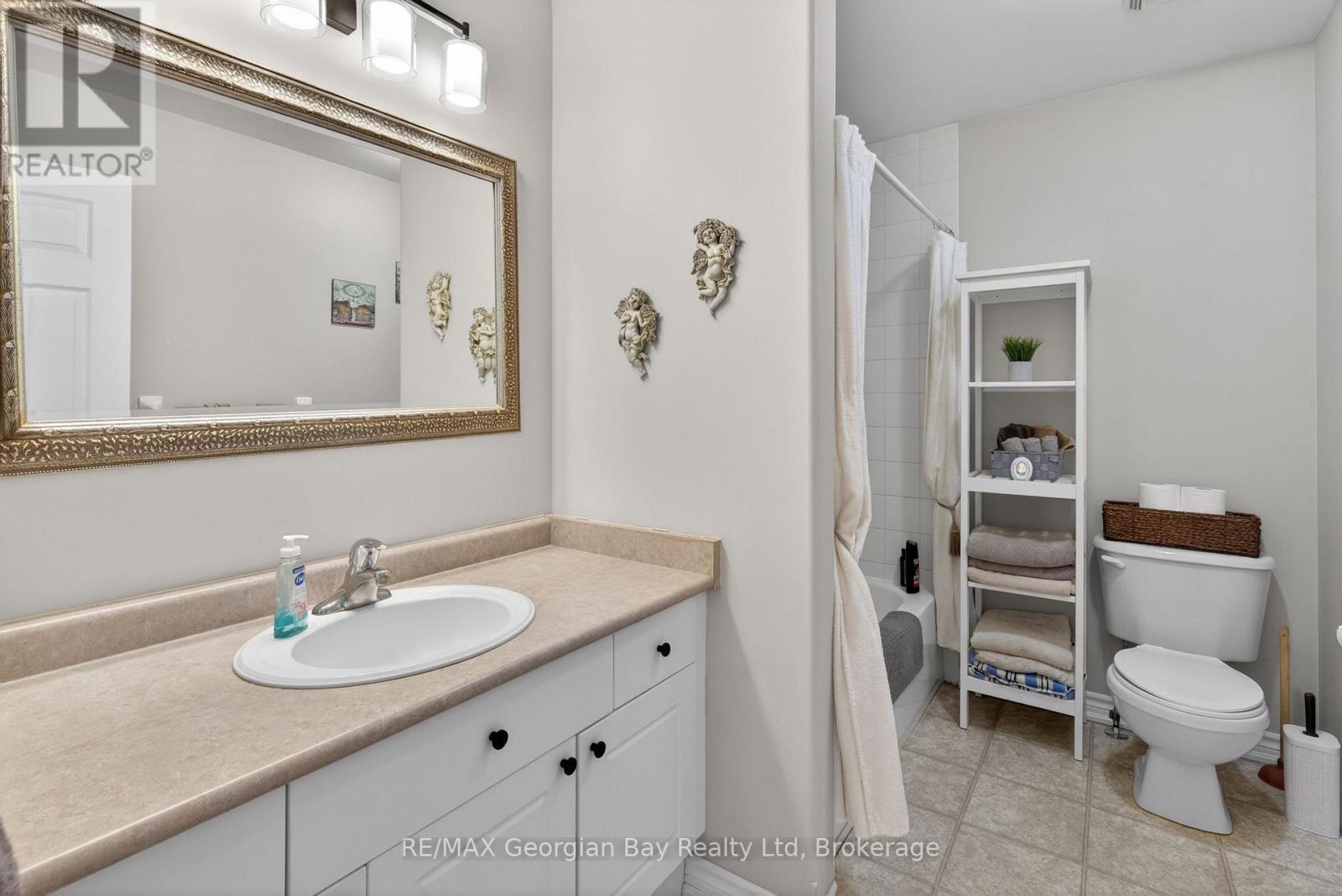 399 IRWIN STREET - 13