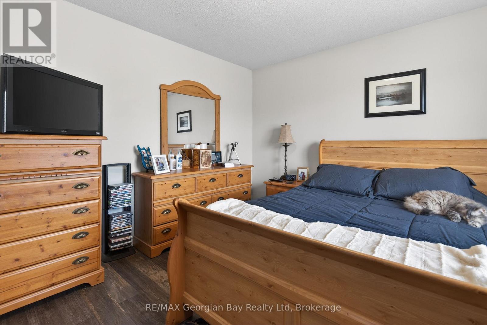 399 IRWIN STREET - 11