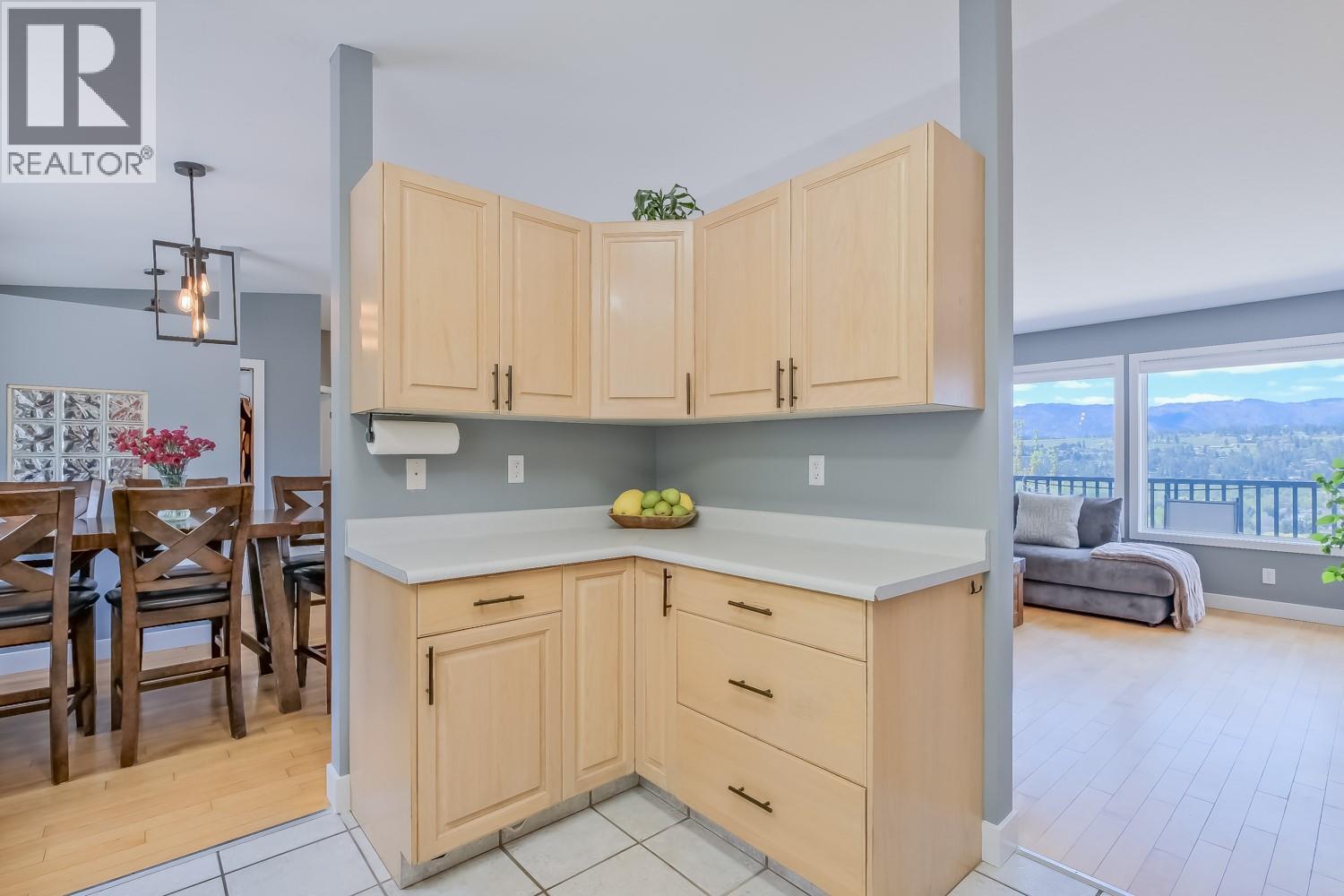 11420 Darlene Road, Lake Country