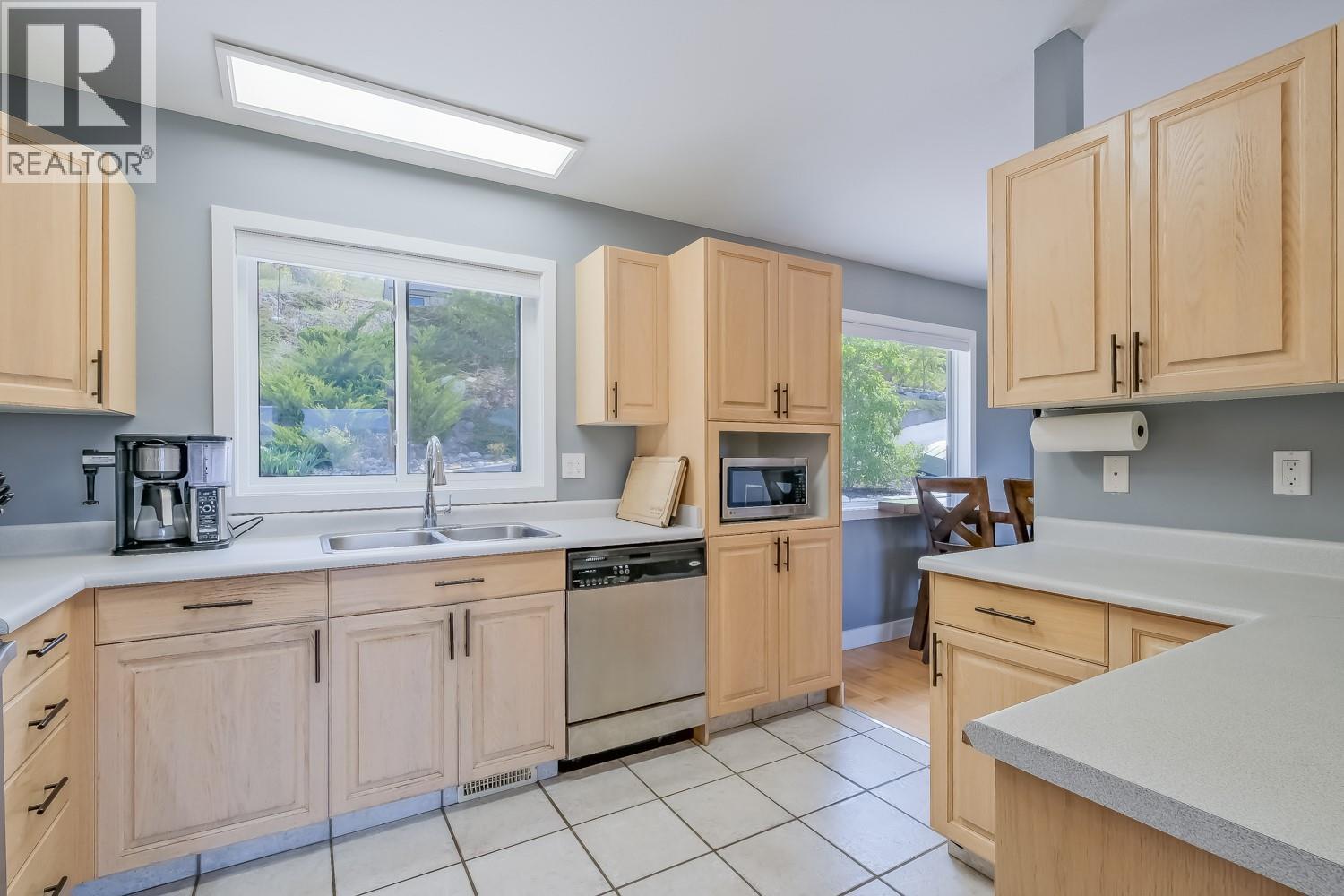 11420 Darlene Road, Lake Country