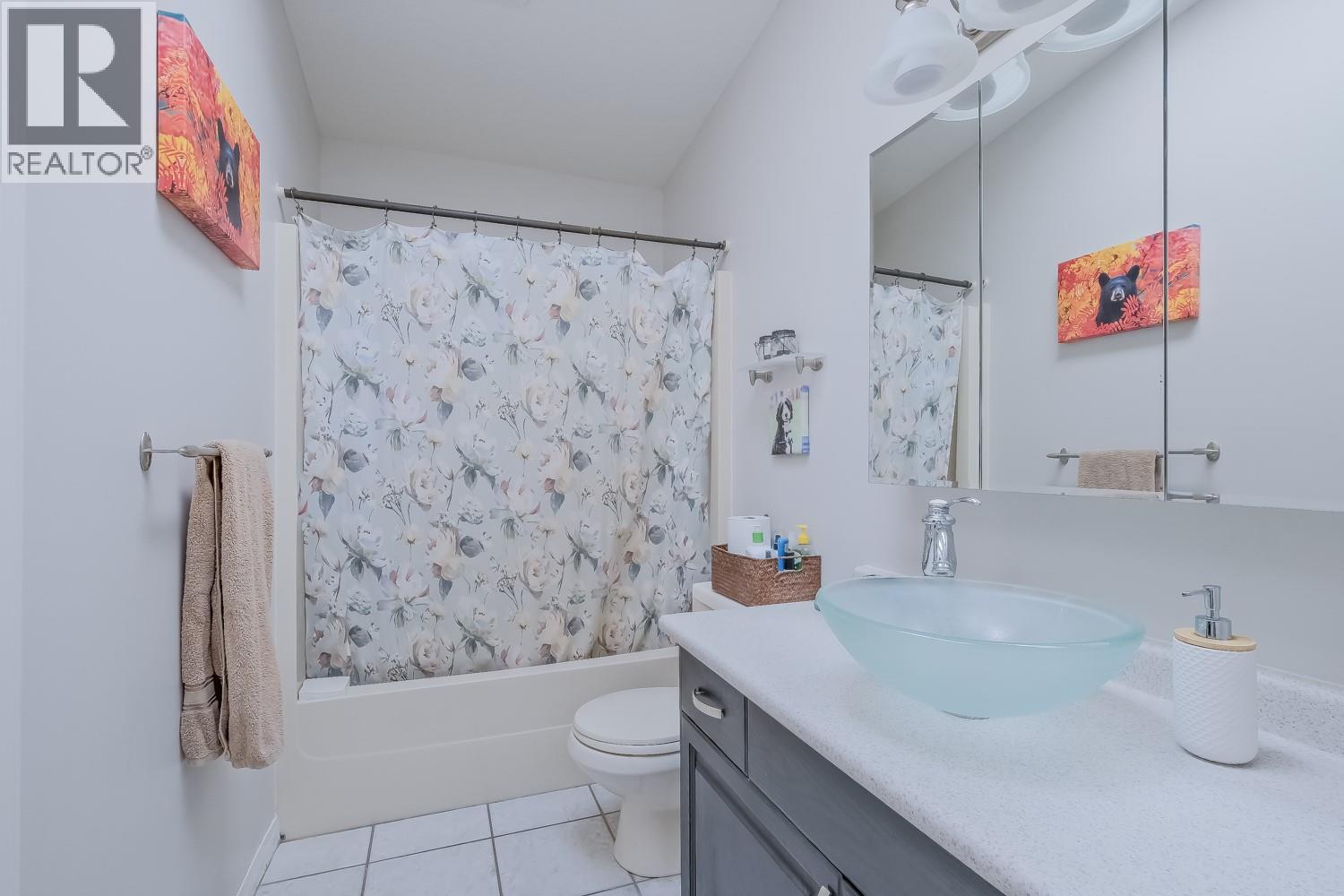 11420 Darlene Road, Lake Country