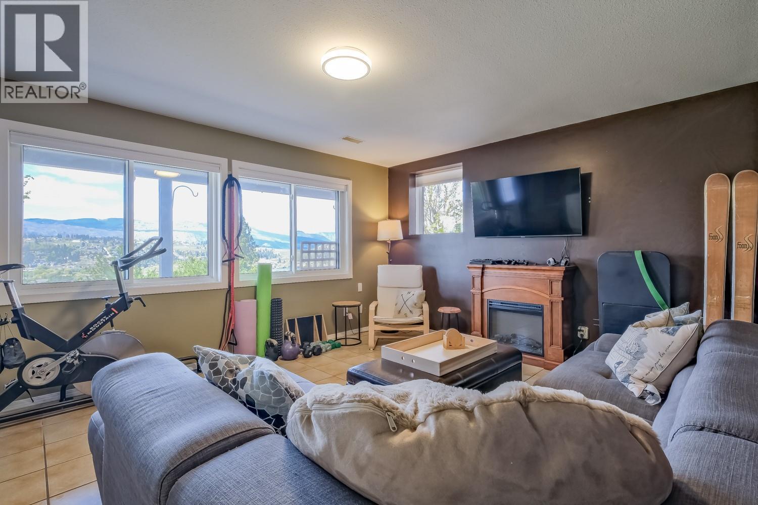 11420 Darlene Road, Lake Country