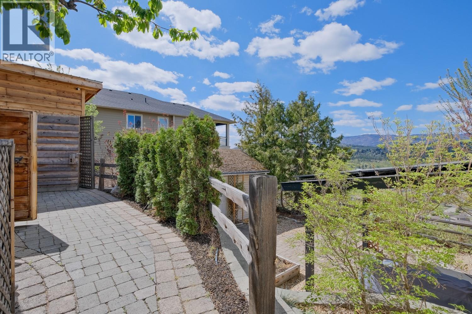 11420 Darlene Road, Lake Country