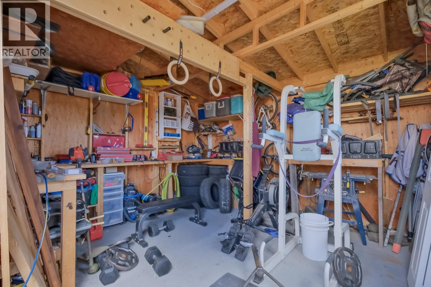 11420 Darlene Road, Lake Country